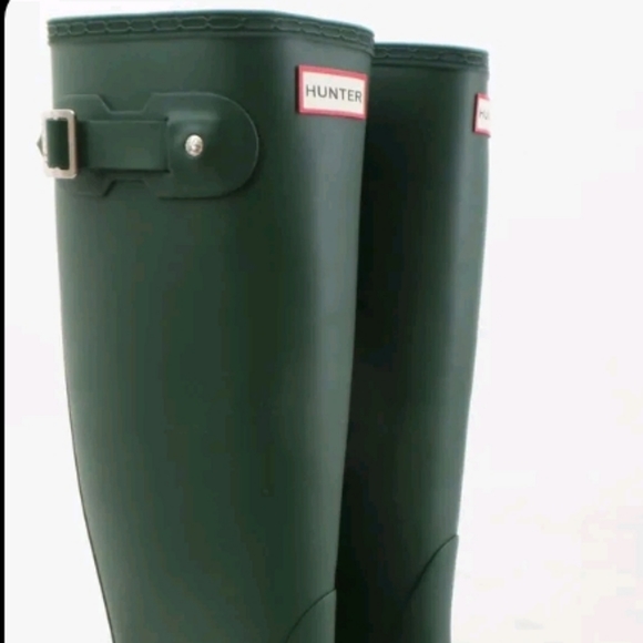 Hunter Women's Matte Green Original Tall Rain Boots - Picture 3 of 4